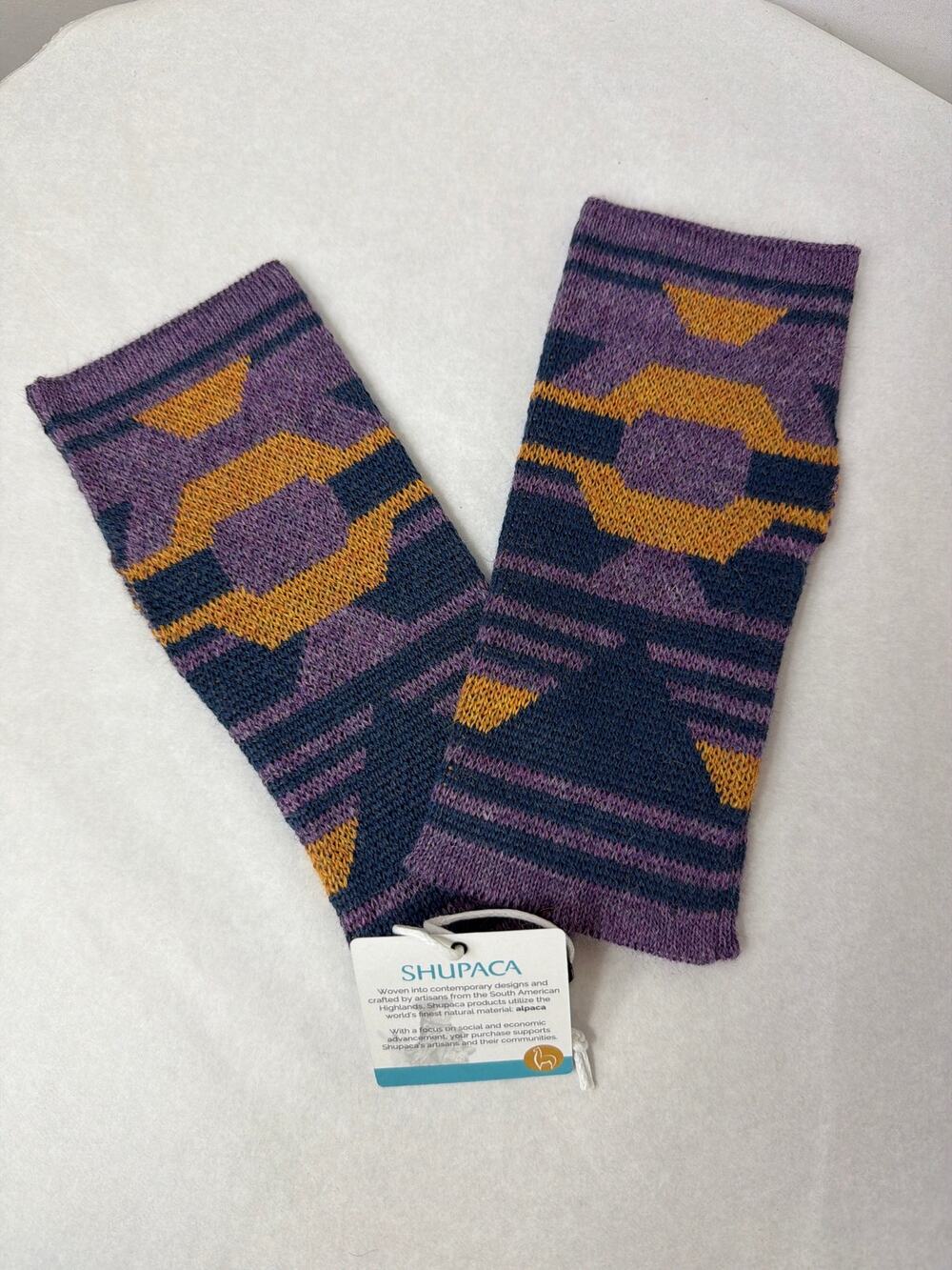 NWT Shupaca 100% Baby Alpaca PURPLE Handmade PERU Handwarmer Fingerless Gloves